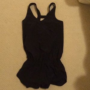 Lululemon speedy runsie